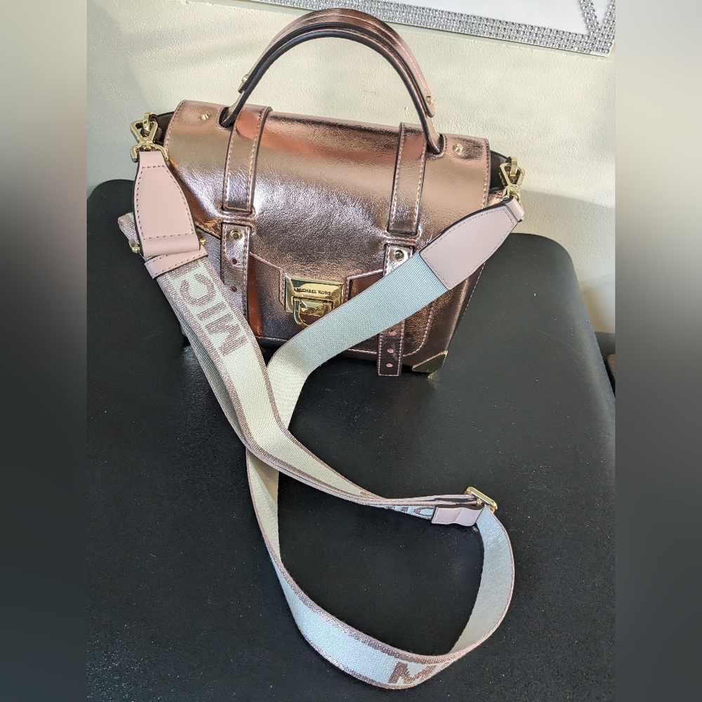 Michael Kors Pink Metallic Shoulder Satchel Messenger Purse Bag NWOT - Picture 2 of 13